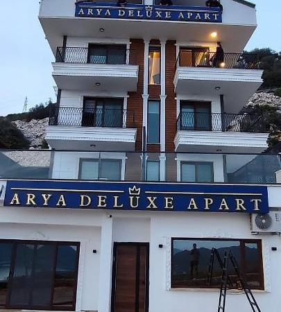Arya Deluxe Apart Kas Bagian luar foto
