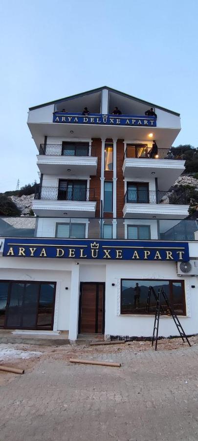 Arya Deluxe Apart Kas Bagian luar foto