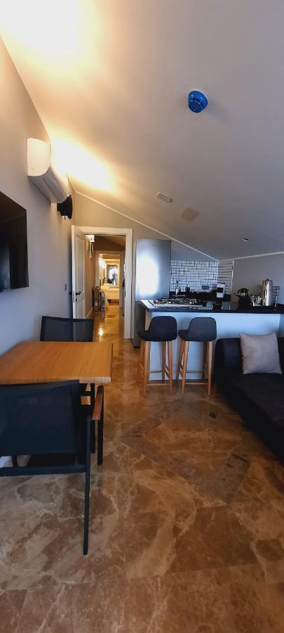 Arya Deluxe Apart Kas Bagian luar foto
