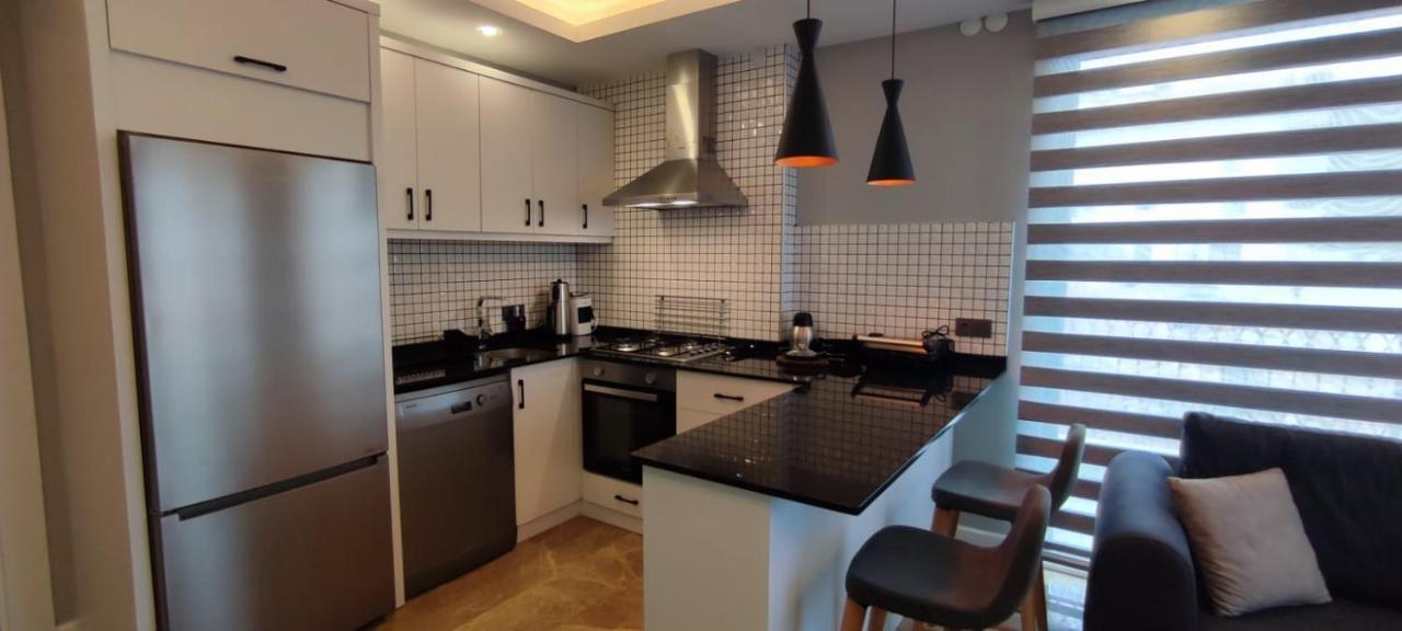 Arya Deluxe Apart Kas Bagian luar foto