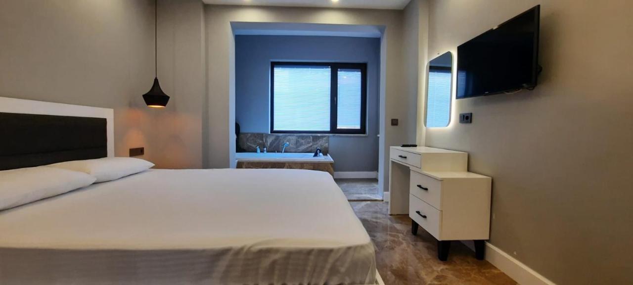 Arya Deluxe Apart Kas Bagian luar foto