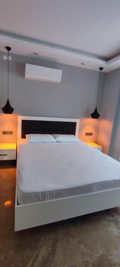 Arya Deluxe Apart Kas Bagian luar foto
